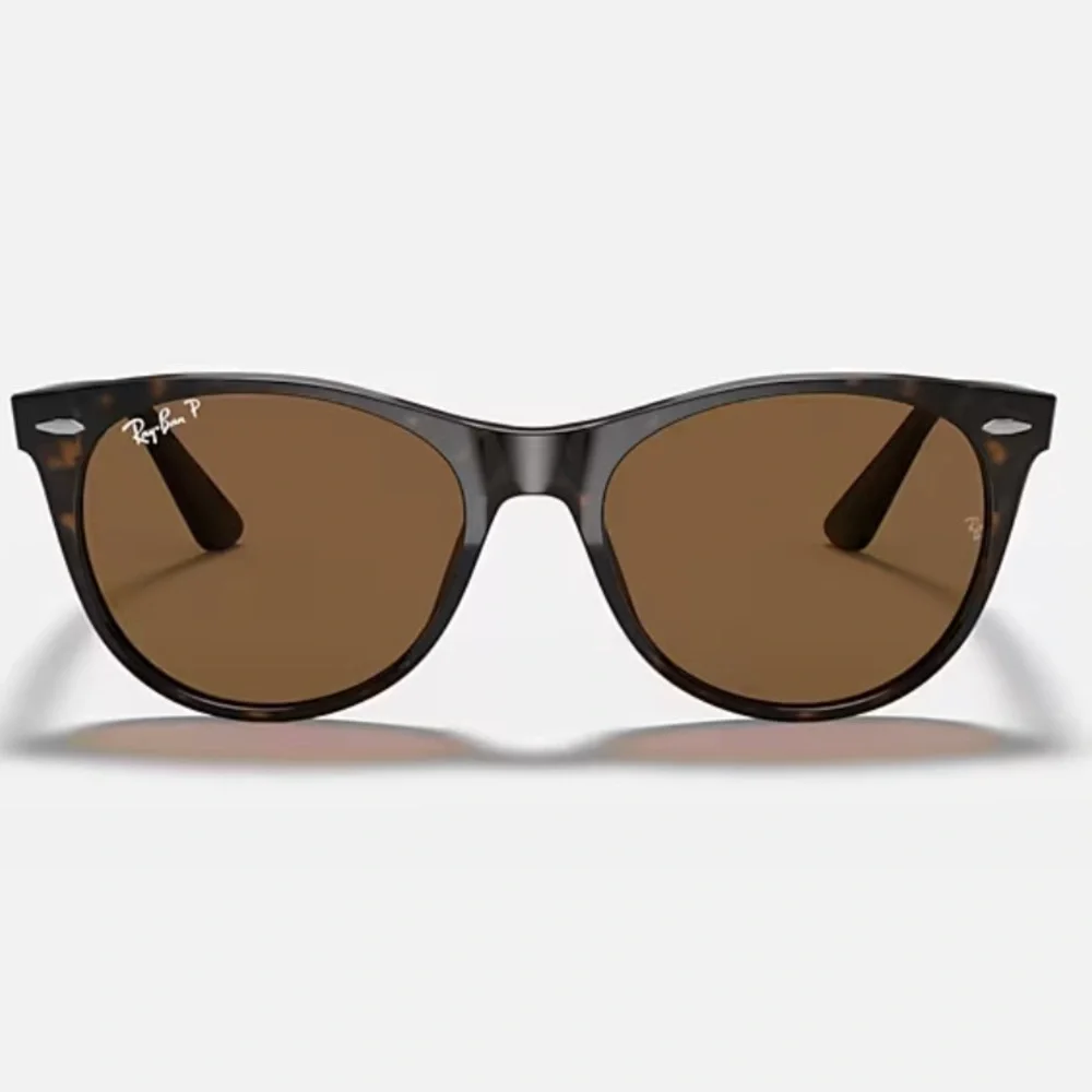 Ray-Ban Wayfarer Classic Sunglasses